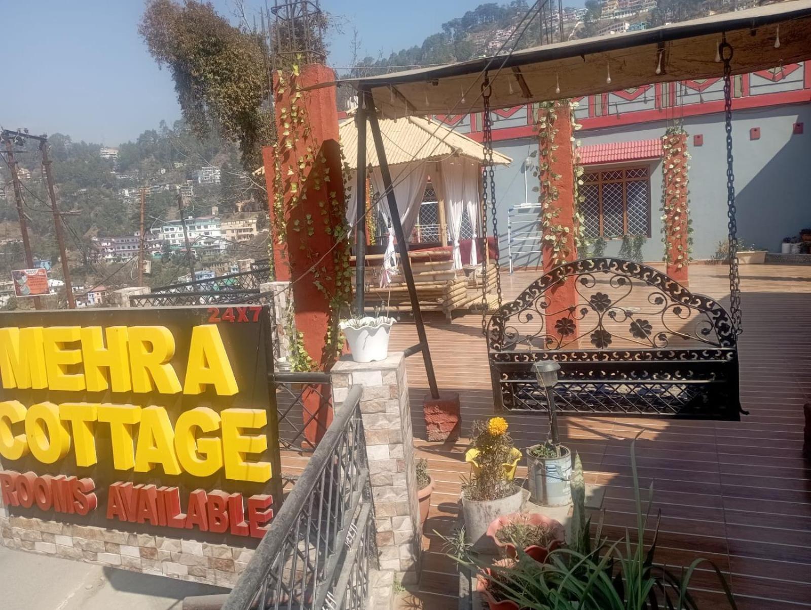 Mehra Cottage アルモラ 部屋 写真